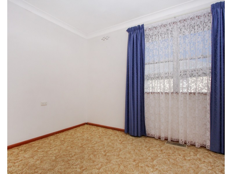 4 Elm Street, Goulburn NSW 2580