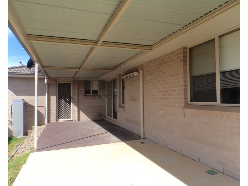 8 Spadacini Place, Goulburn NSW 2580