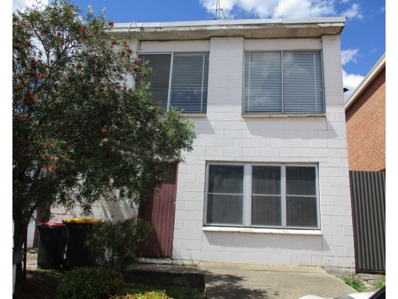 25 Bradley Street, Goulburn NSW 2580