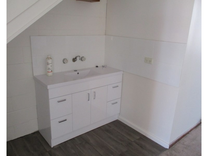 25 Bradley Street, Goulburn NSW 2580