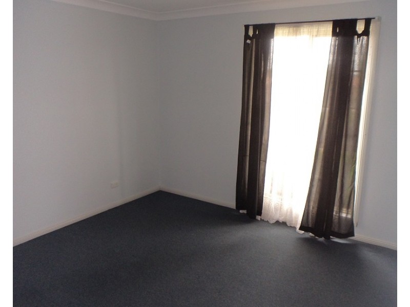 37 Jacqua Avenue, Goulburn NSW 2580