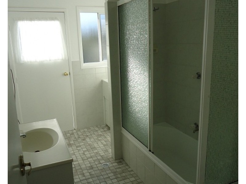 13 Parkside Place, Goulburn NSW 2580