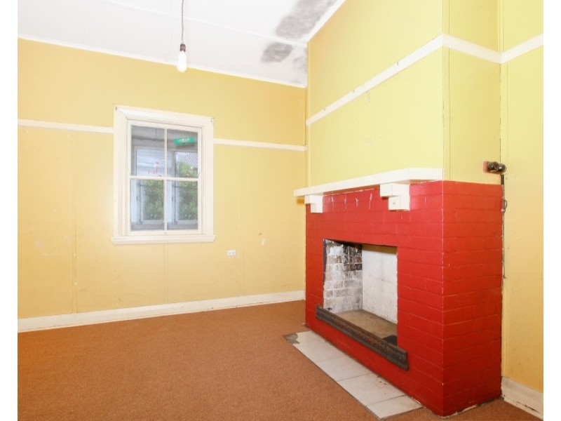 36 Orchard Street, Taralga NSW 2580