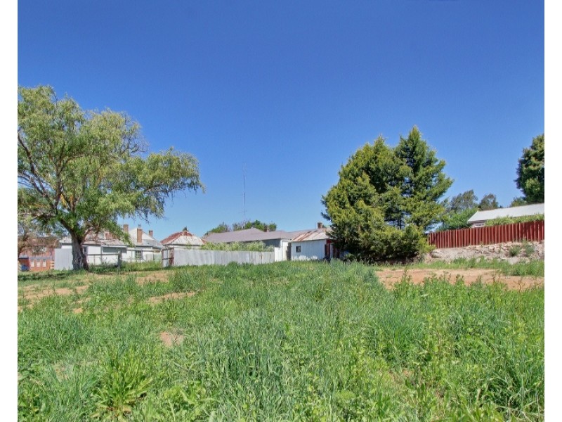 36 Orchard Street, Taralga NSW 2580