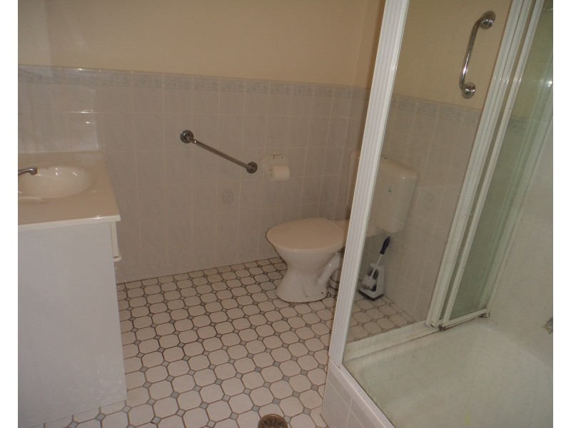 2/27 Union Street, Goulburn NSW 2580