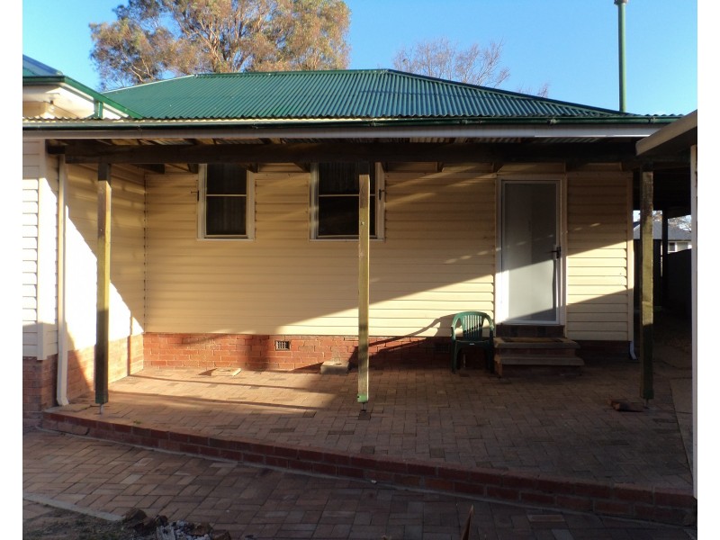 35 Wyatt Street, Goulburn NSW 2580