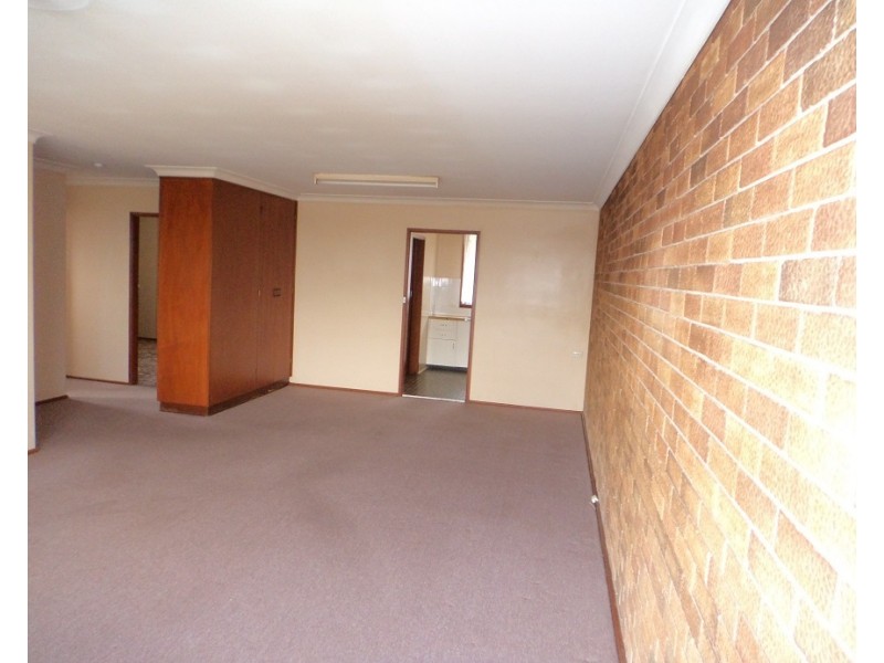 1A May Street, Goulburn NSW 2580