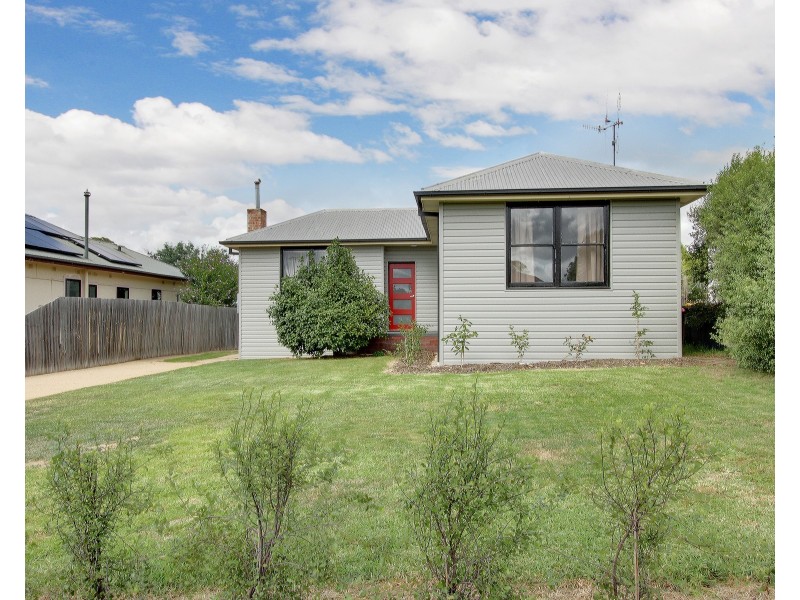 18 Wyatt Street, Goulburn NSW 2580