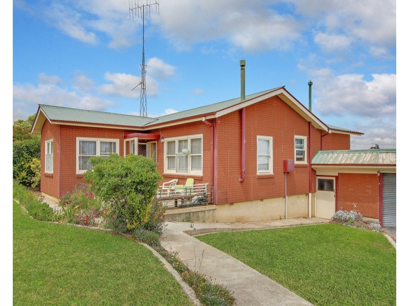 4 Hollis Avenue, Goulburn NSW 2580