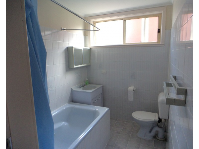 120 Addison Street, Goulburn NSW 2580