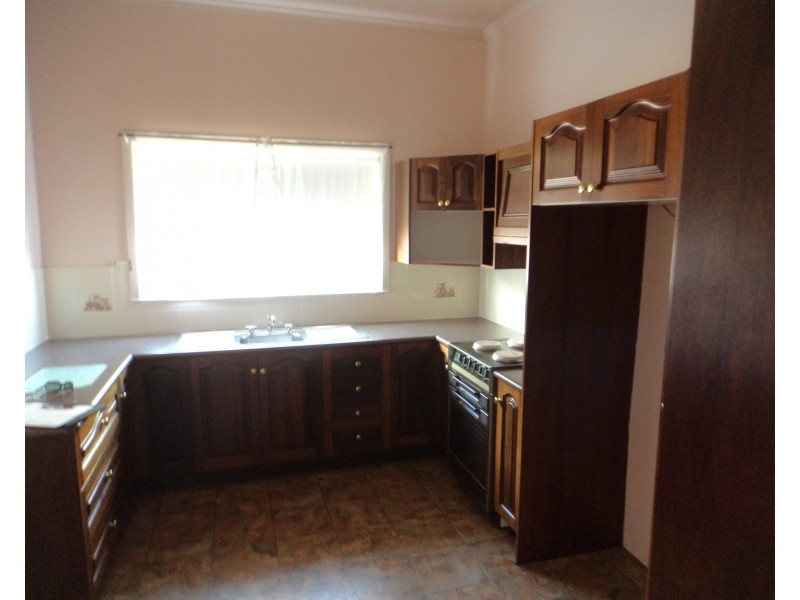 120 Addison Street, Goulburn NSW 2580