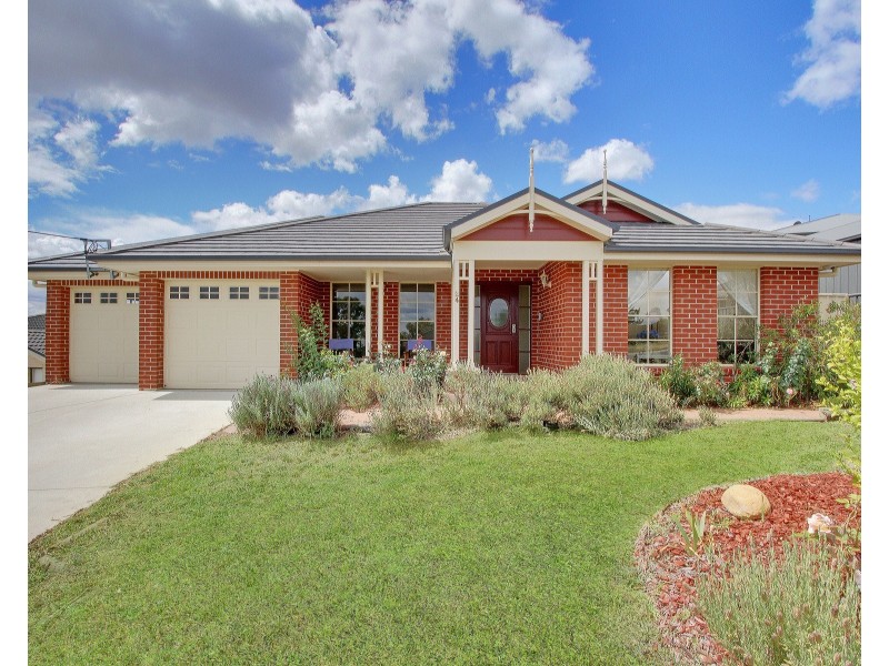 24 Melliodora Drive, Goulburn NSW 2580