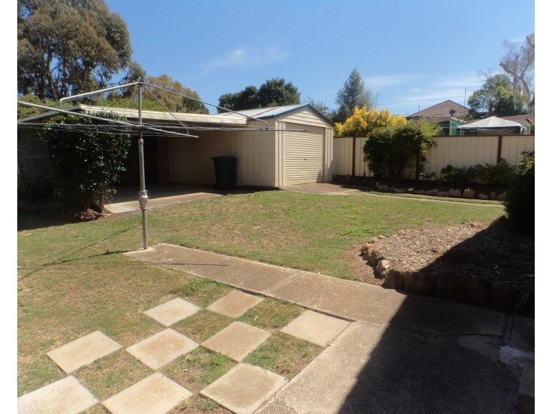 4 Kings Way, Goulburn NSW 2580