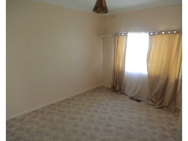 4 Kings Way, Goulburn NSW 2580