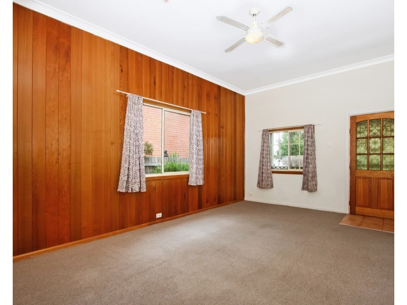 120 Addison Street, Goulburn NSW 2580