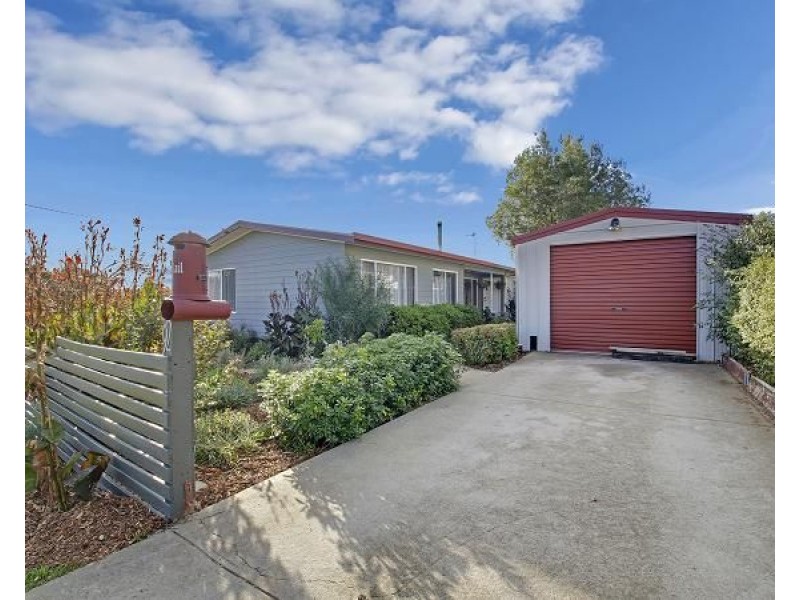 92 Glenelg Street, Goulburn NSW 2580