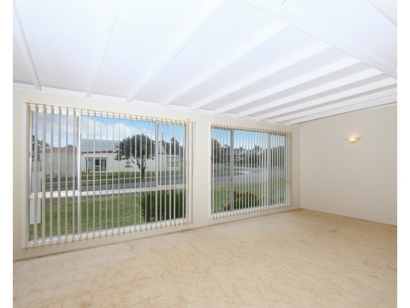 6 Ross Street, Goulburn NSW 2580