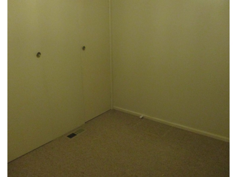 4 Davies Crescent, Goulburn NSW 2580