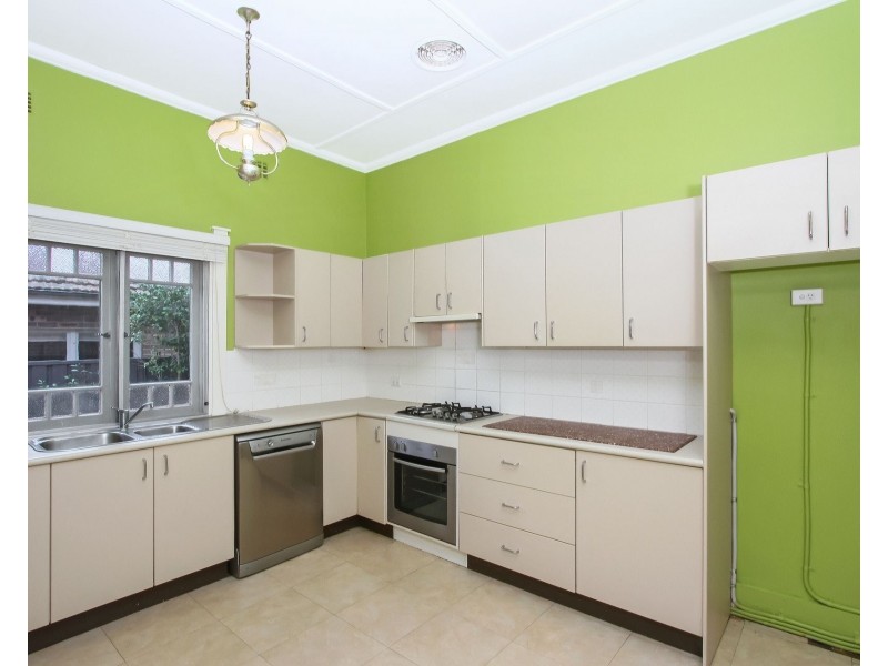 84 Deccan Street, Goulburn NSW 2580