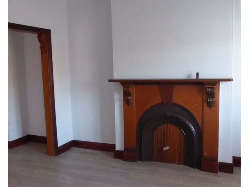 102 Clifford Street, Goulburn NSW 2580