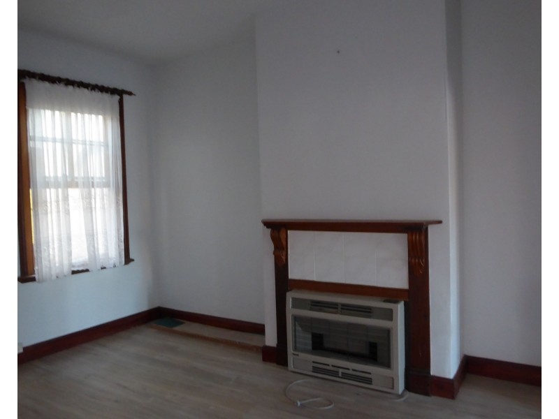 102 Clifford Street, Goulburn NSW 2580