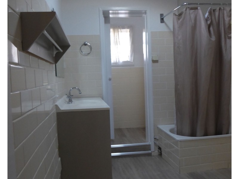 102 Clifford Street, Goulburn NSW 2580