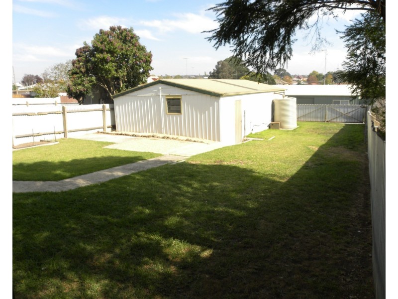 24 Kenmore Street, Goulburn NSW 2580