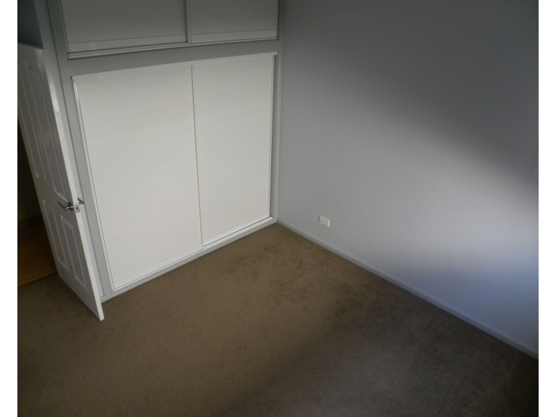 24 Kenmore Street, Goulburn NSW 2580