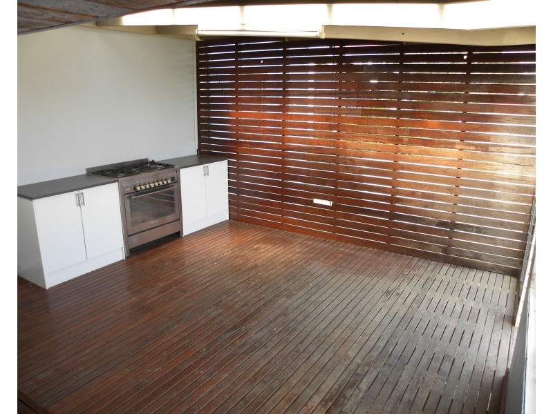 24 Kenmore Street, Goulburn NSW 2580