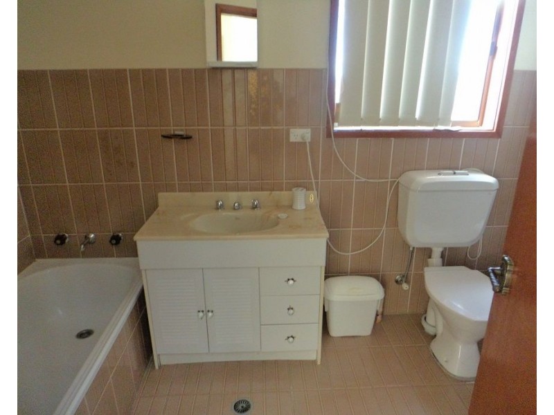 6/23-29 Newton Street, Goulburn NSW 2580