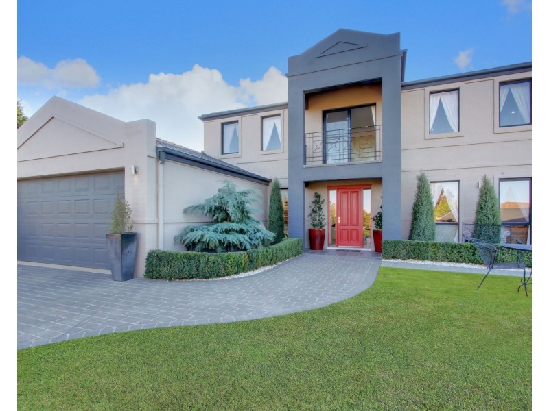 15 Angela Place, Goulburn NSW 2580