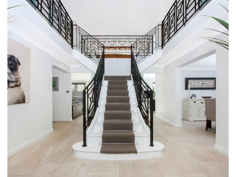 15 Angela Place, Goulburn NSW 2580