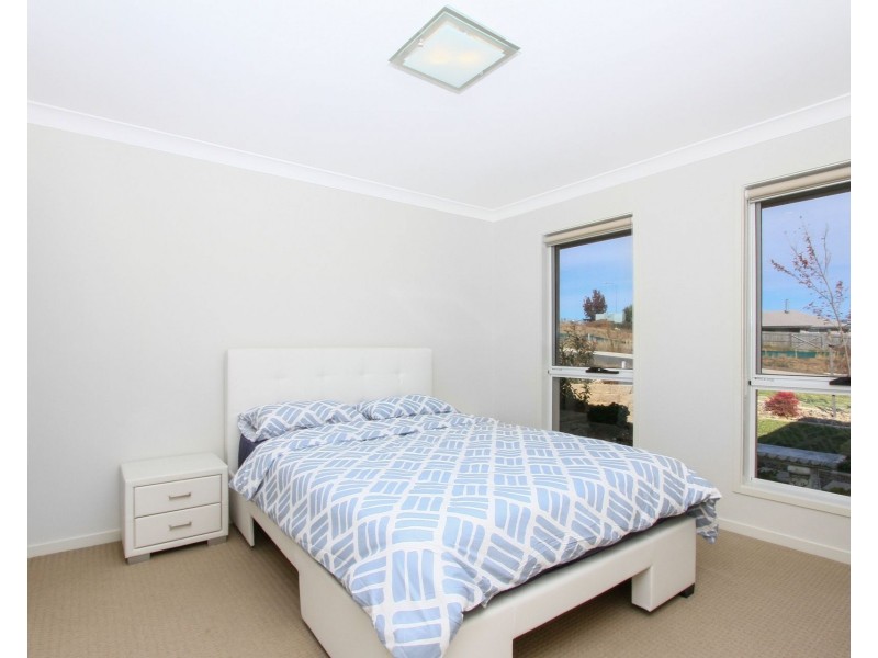 17 Lovet Street, Goulburn NSW 2580