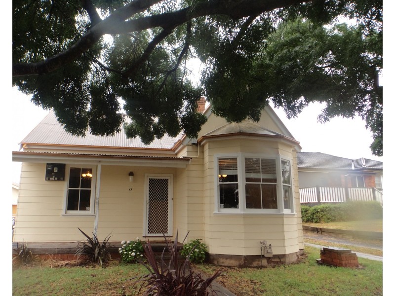 13 Francis Street, Goulburn NSW 2580