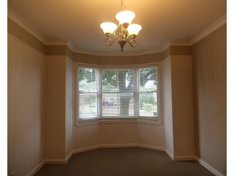 13 Francis Street, Goulburn NSW 2580