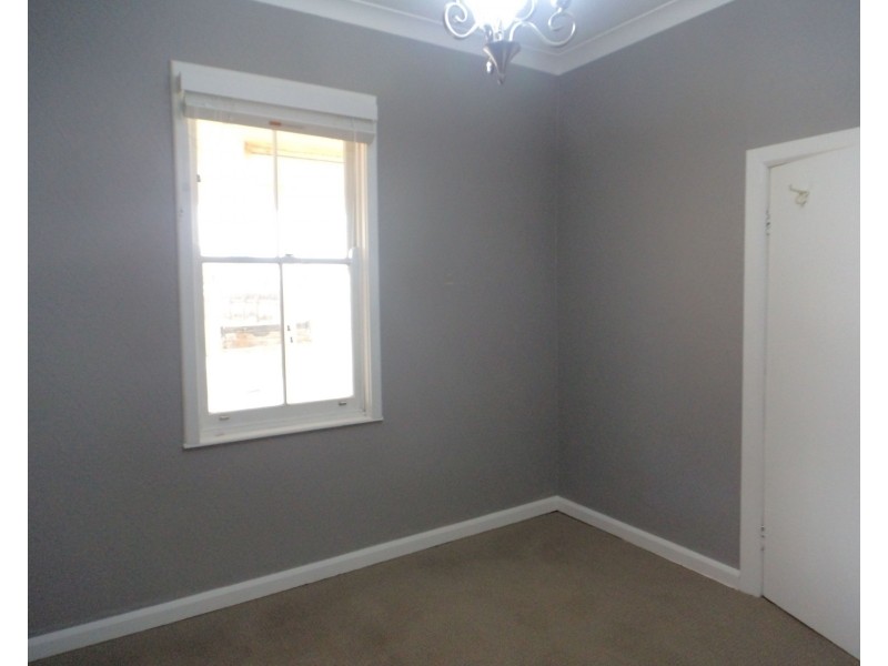 13 Francis Street, Goulburn NSW 2580