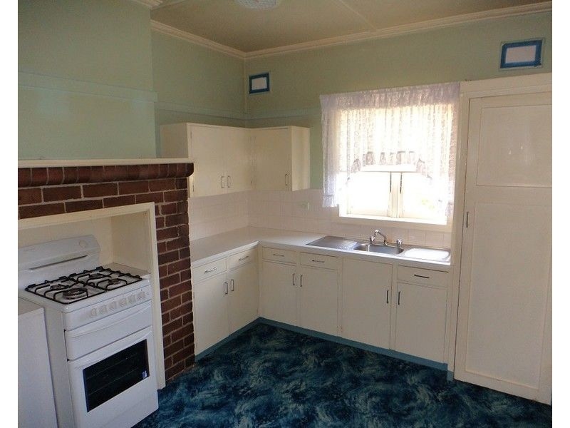 42 Combermere Street, Goulburn NSW 2580