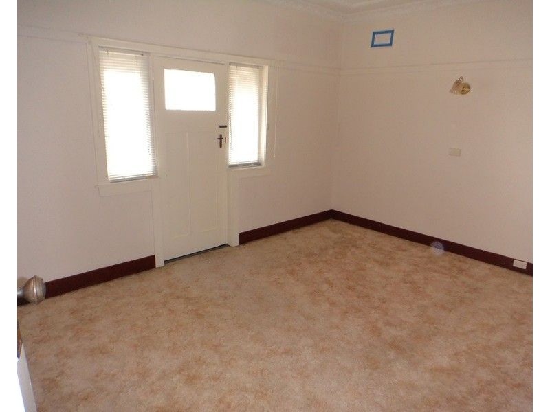 42 Combermere Street, Goulburn NSW 2580