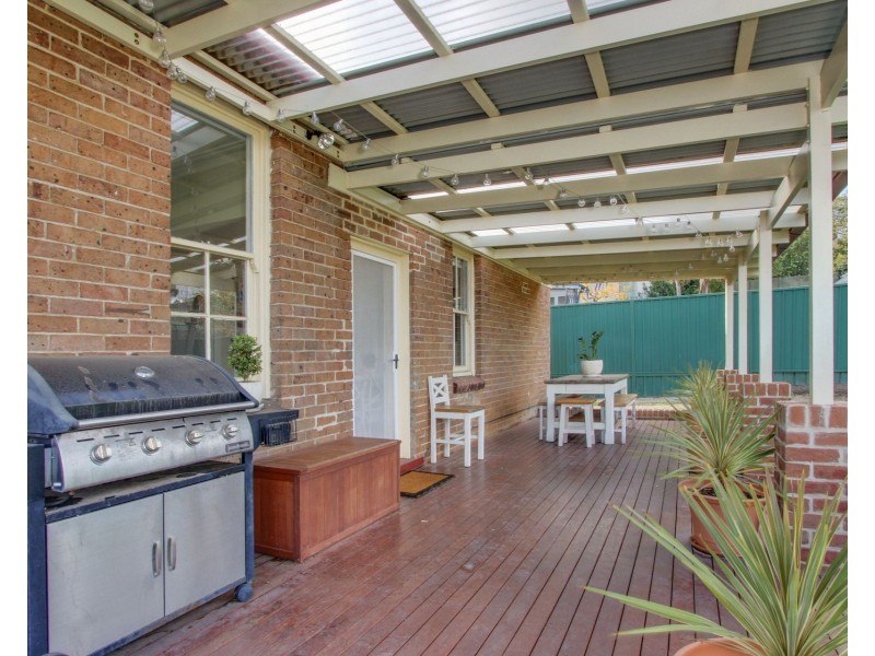 13 Victoria Parade, Goulburn NSW 2580