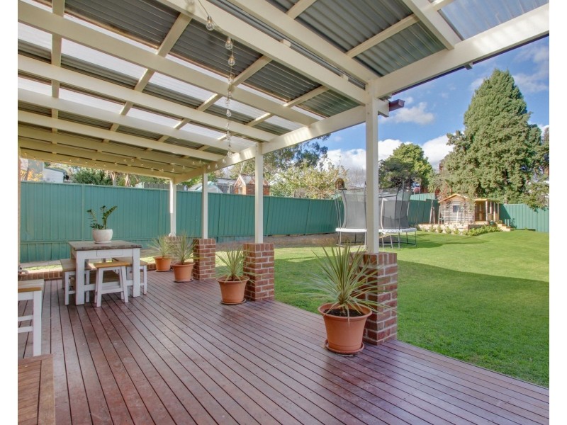 13 Victoria Parade, Goulburn NSW 2580