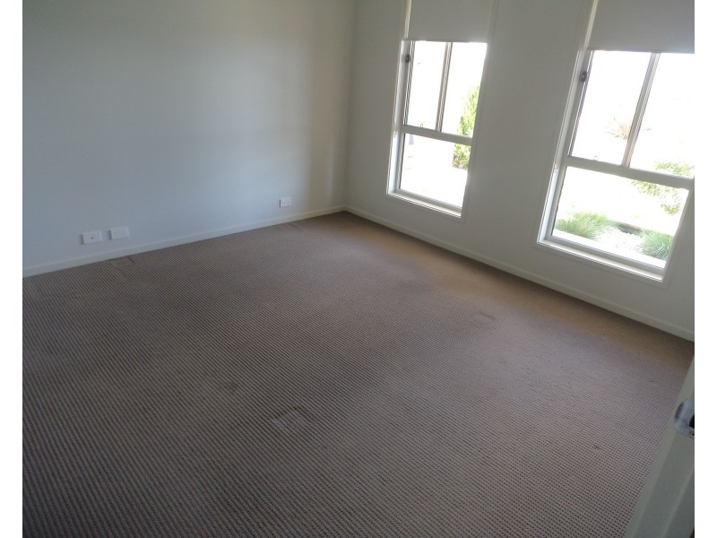 13 Cohen Place, Goulburn NSW 2580
