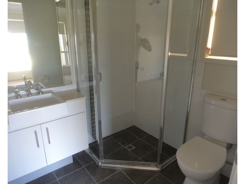 13 Cohen Place, Goulburn NSW 2580