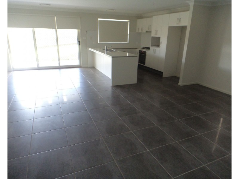 13 Cohen Place, Goulburn NSW 2580