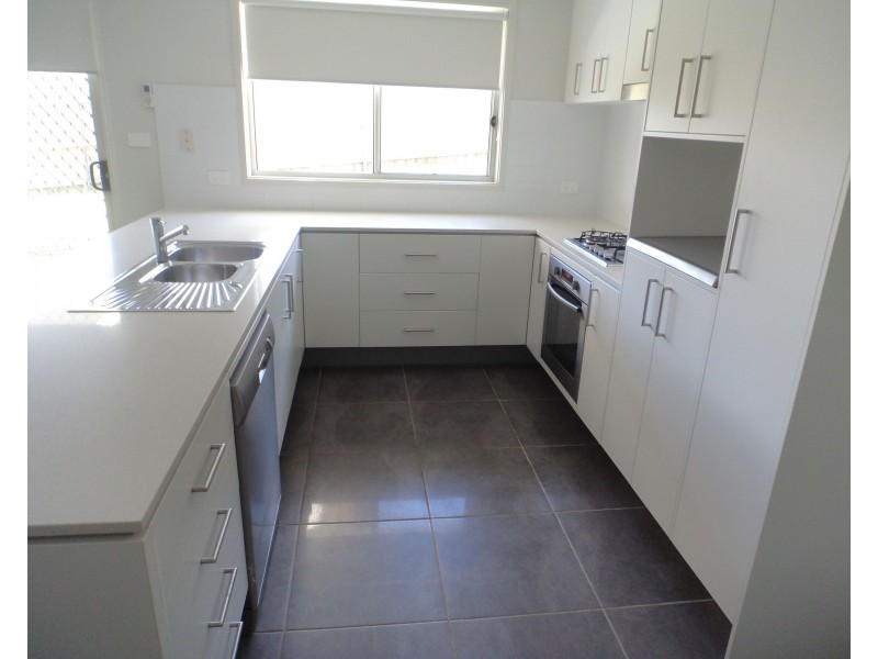 13 Cohen Place, Goulburn NSW 2580