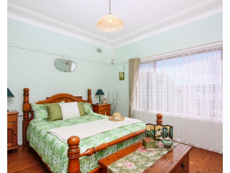 21 Hollis Avenue, Goulburn NSW 2580