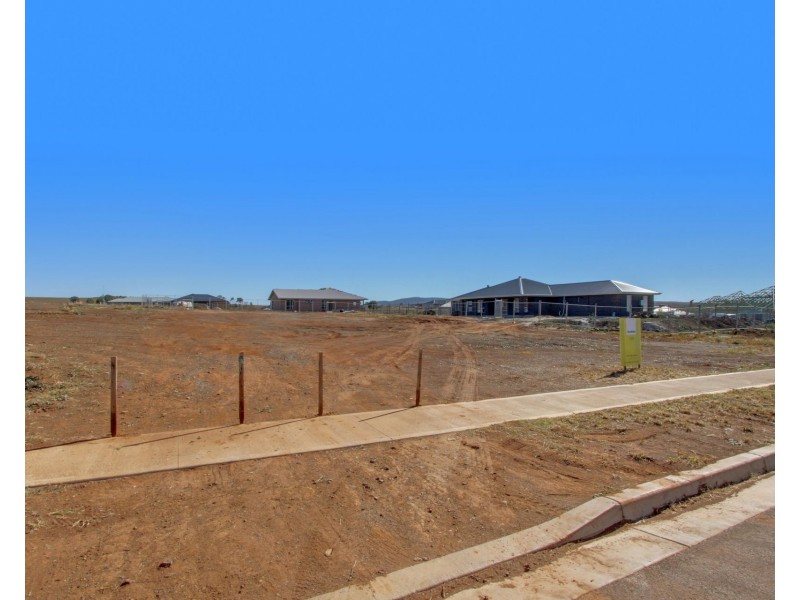 82 Sanctuary Drive, Goulburn NSW 2580