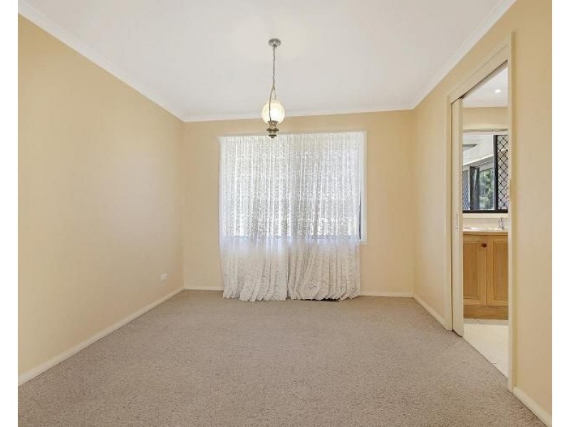 12 Komungla Crescent, Goulburn NSW 2580