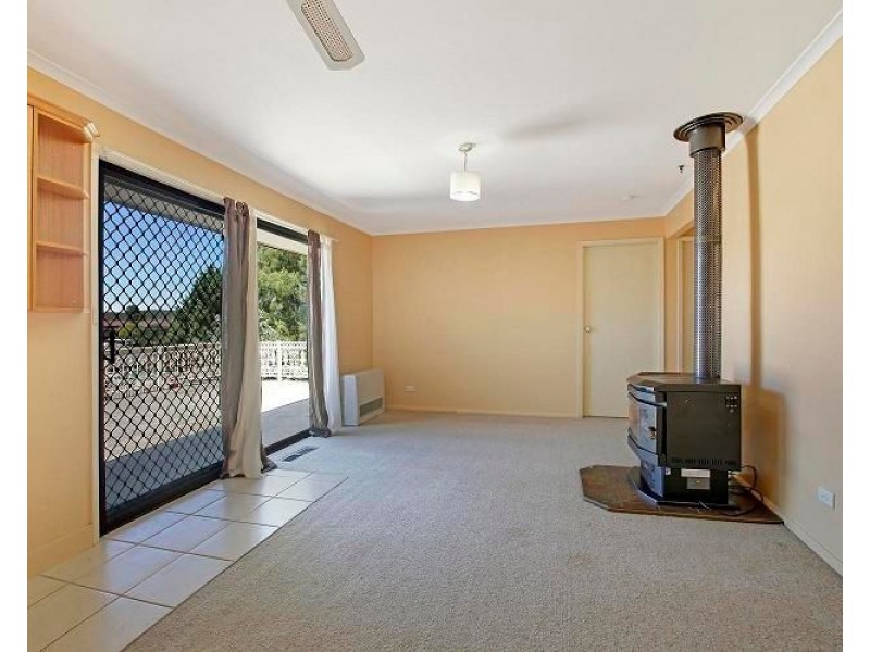 12 Komungla Crescent, Goulburn NSW 2580