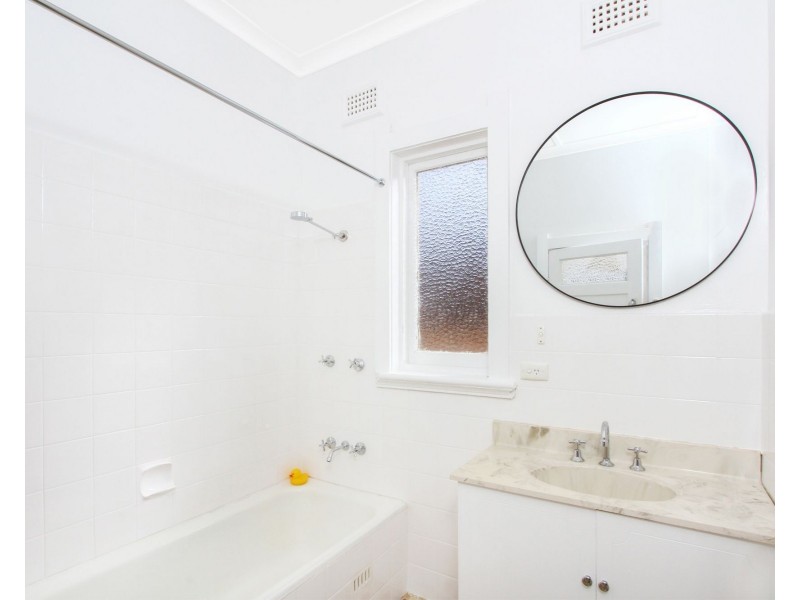 126 Bradley Street, Goulburn NSW 2580