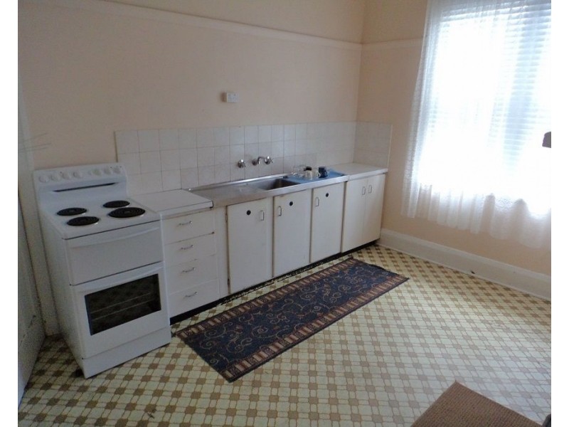 2/90 Clifford Street, Goulburn NSW 2580